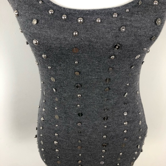 Beautiful LoLa Sleeveless Top - Picture 8 of 16